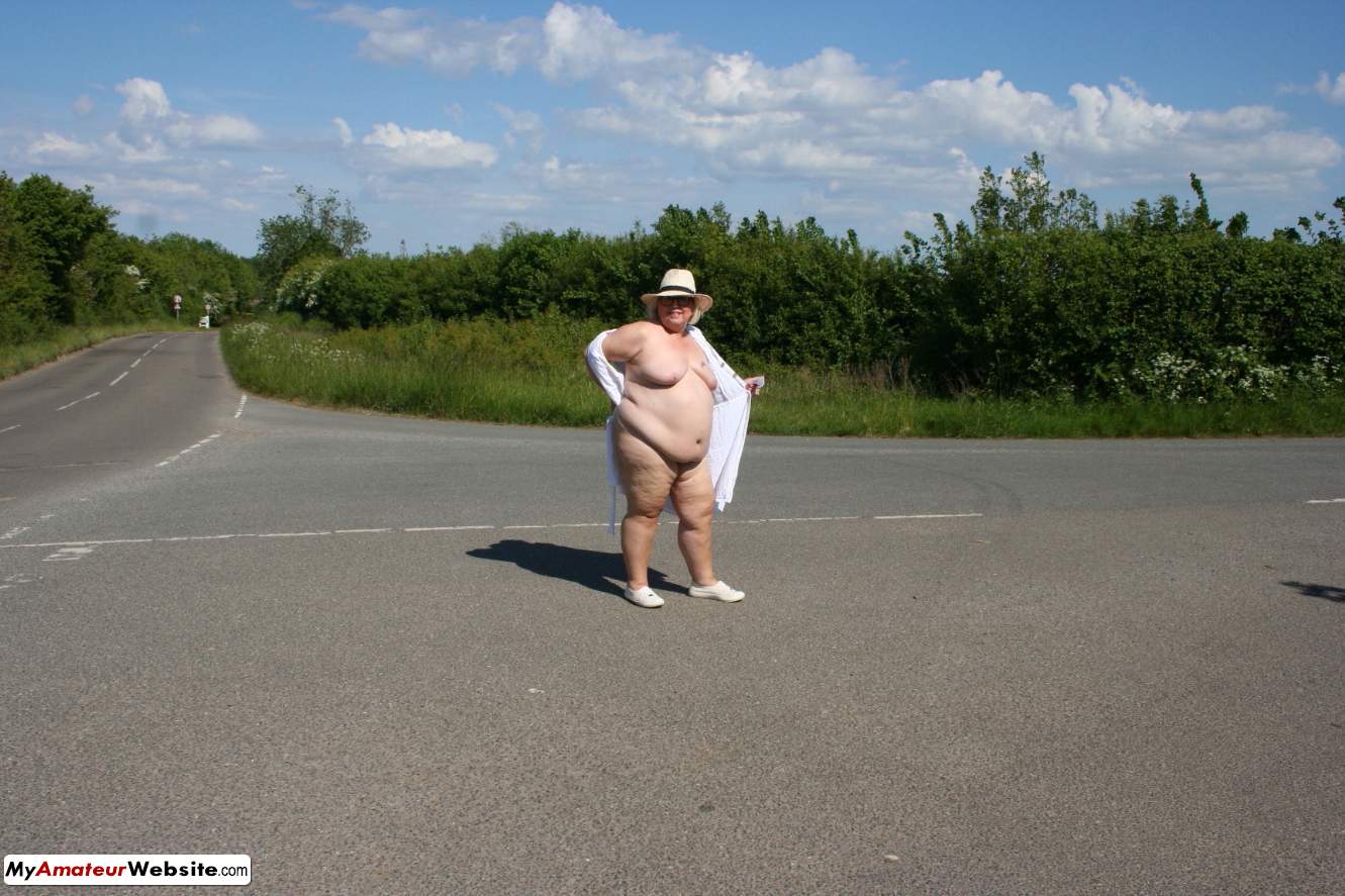 LexieCummings - Flashing In The Sunshine Pt2