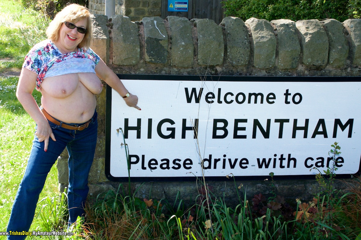 TrishasDiary - Flashing in Bentham