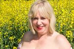 TrishasDiary Stripping in a Rape Field