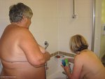 GrandmaLibby Lesbo Shower