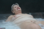 Valgasmic Wet In The Tub