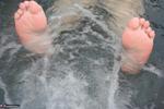 Valgasmic Wet In The Tub