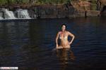 Roxeanne Flossing with The Bikini 44