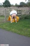 LexieCummings Lexie Flashes Her Arse