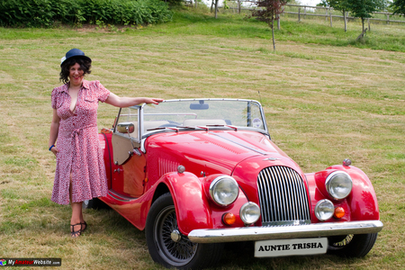 AuntieTrisha - Classic Car