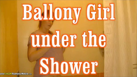 Balloony Girl In The Shower