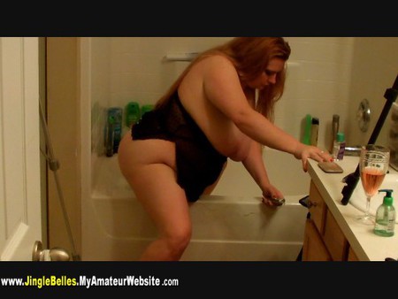 JingleBelles - Bath Tub Dildo pt 2