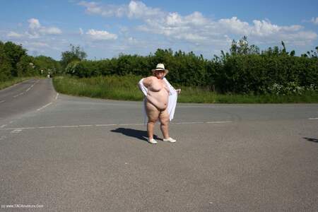 Flashing In The Sunshine Pt2