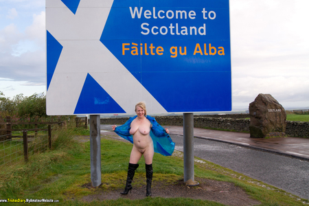 Flashing at the Border